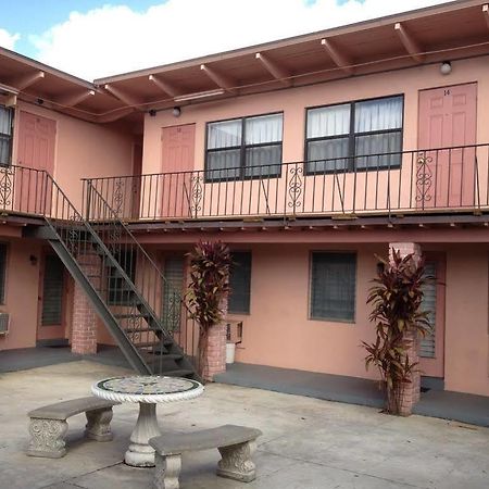 Helen Apartments & Motel West Palm Beach Exterior foto