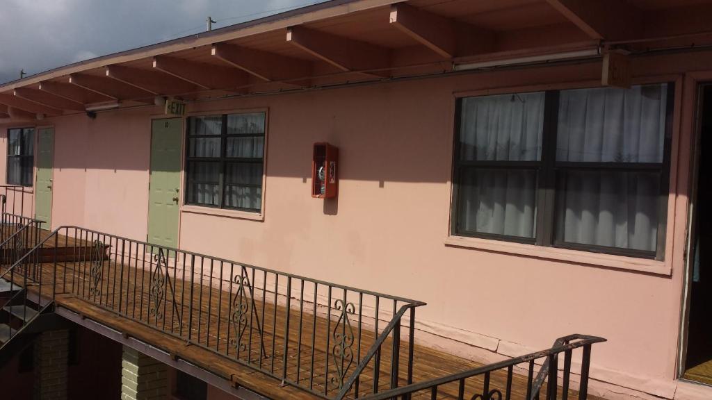 Helen Apartments & Motel West Palm Beach Exterior foto